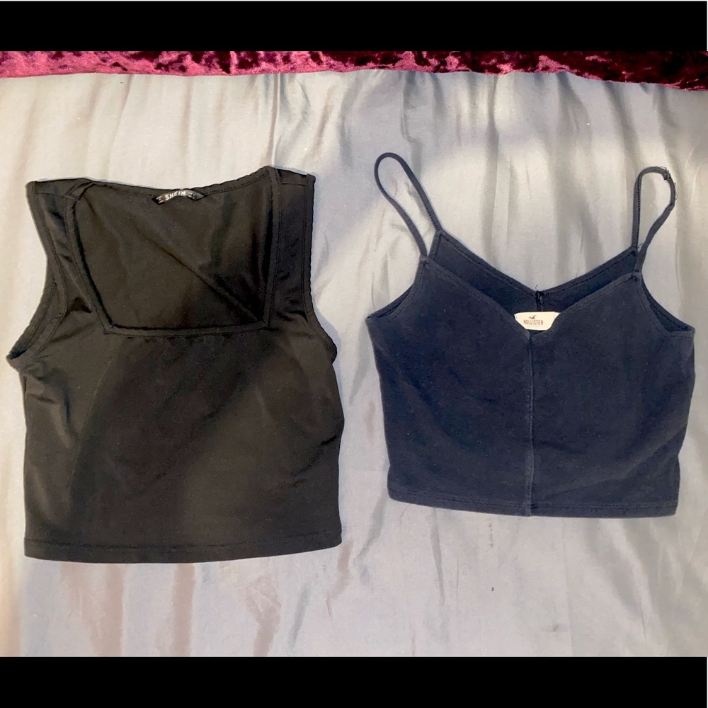 2 Pack of cropped tanks